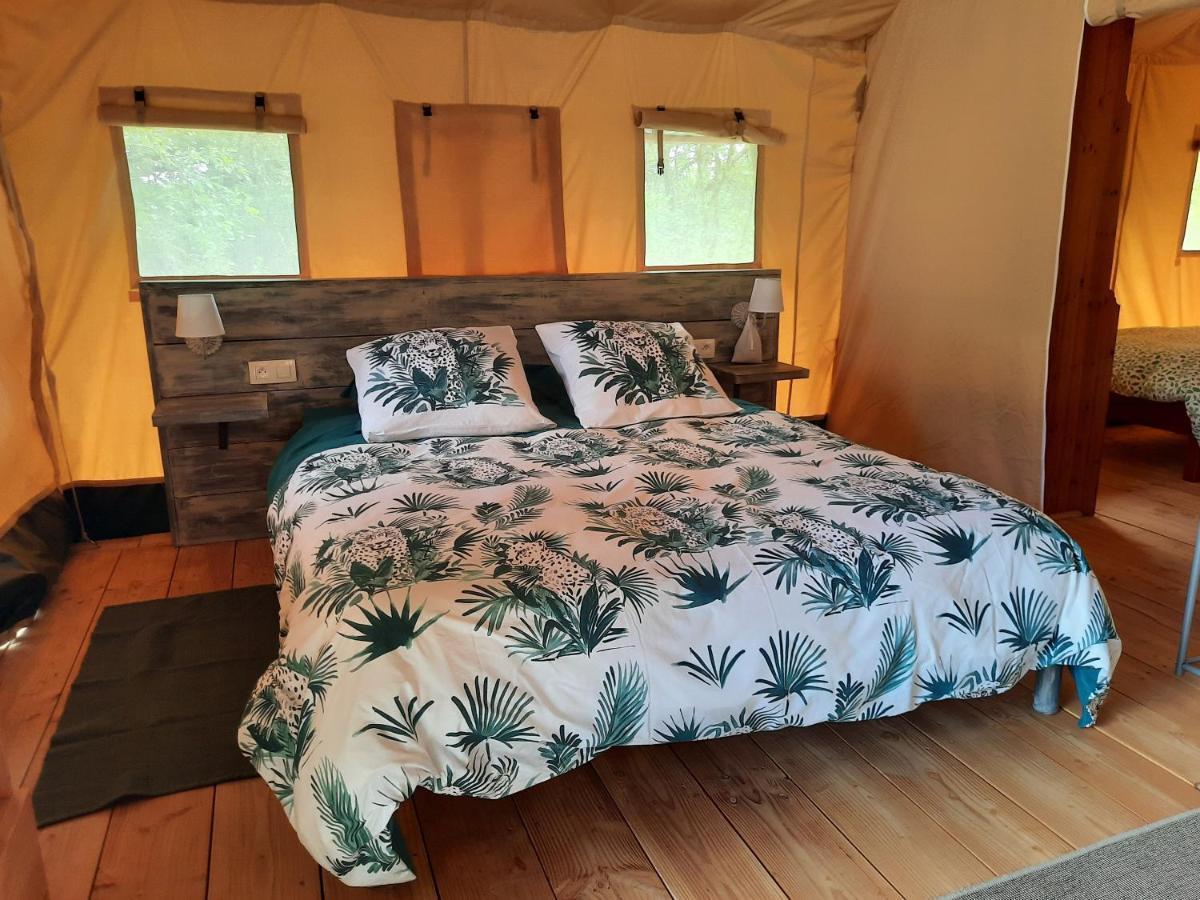 Le Lodge De La Boissiere Andillac Exteriör bild