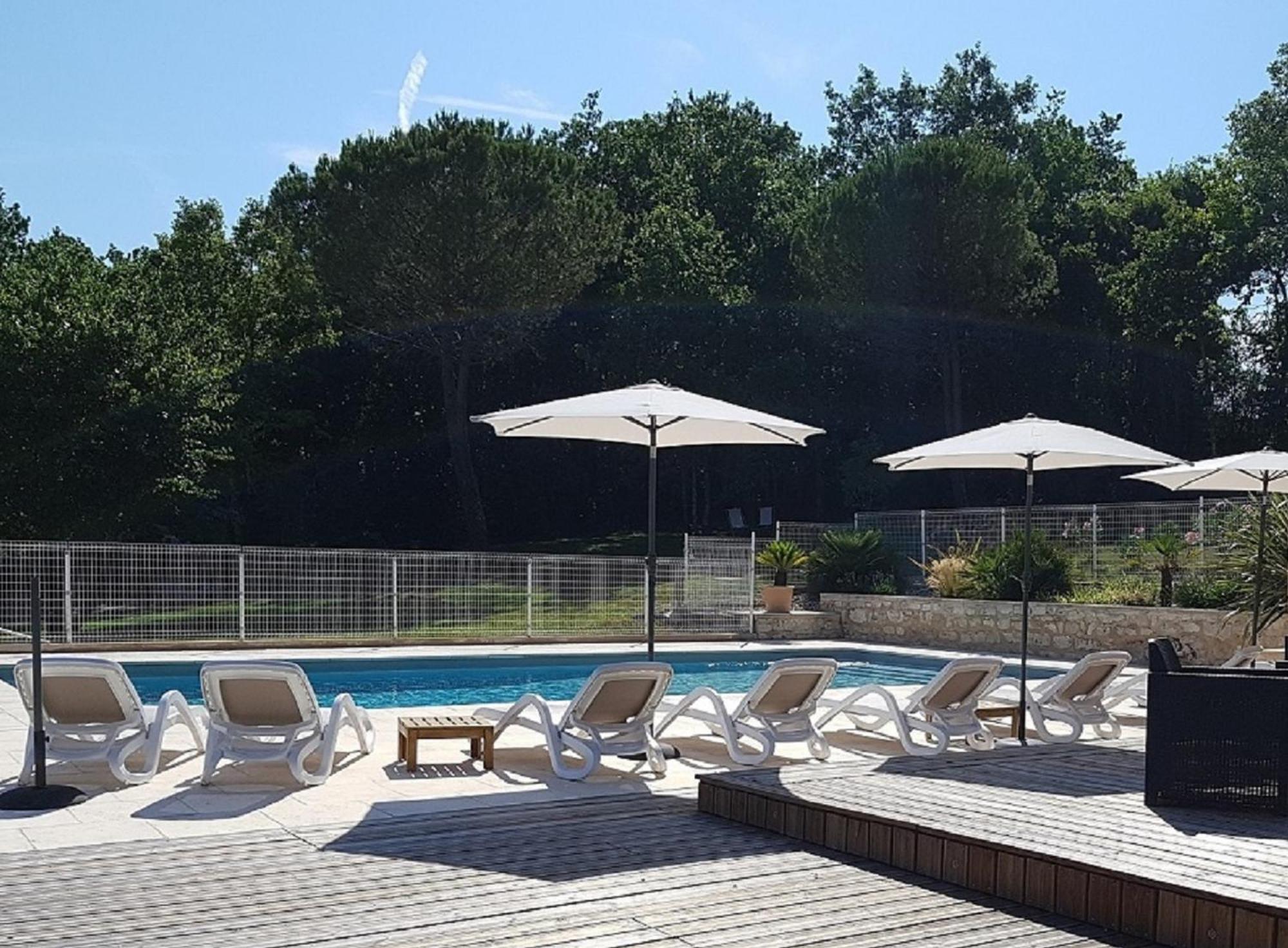 Le Lodge De La Boissiere Andillac Exteriör bild